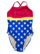 Load image into Gallery viewer, Sleek - Wonder Woman - 32