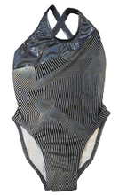 Load image into Gallery viewer, Sporty - Metallic Illusions - 28